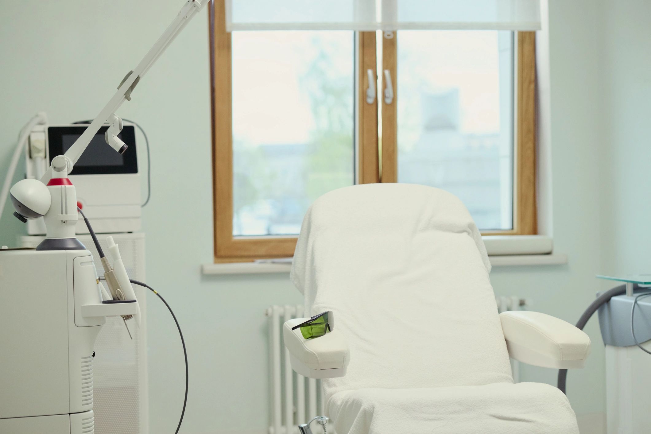 Premium recovery and travel setting for international patients